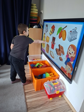 2591b36b-87f5-44cc-981c-c37c3e32ee13