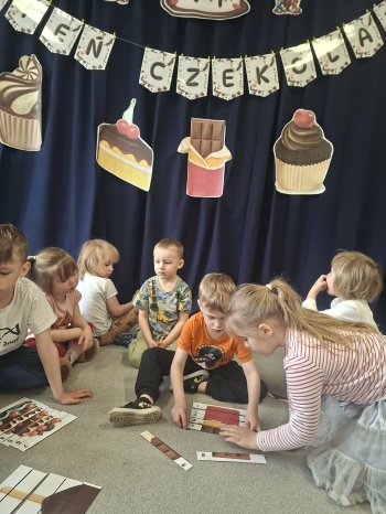 887241e8-6633-4d92-a9f9-9e921e05c9cd