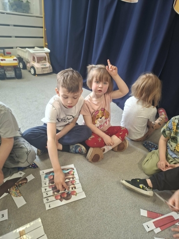 afd1aab3-c08c-42ec-a3db-f9a3cc9a1994