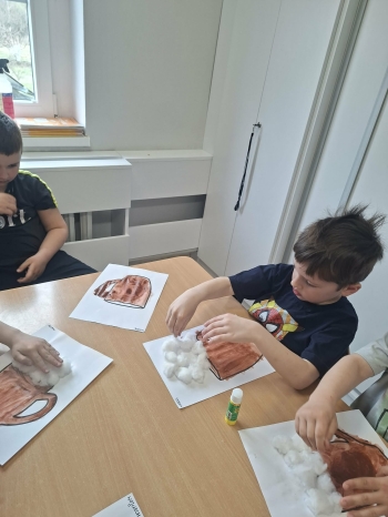 d02f06e8-8def-4d7d-924d-4f00172722a8